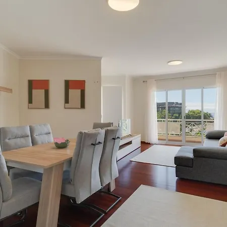 Sao Joao- 3 Bedroom アパート *