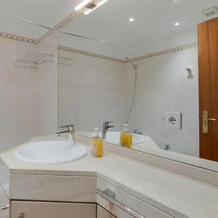 Apartamento Sao Joao- 3 Bedroom *