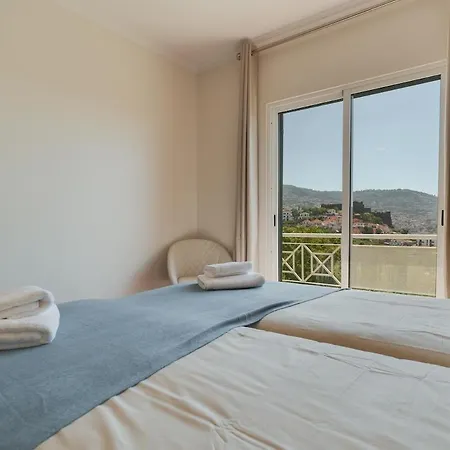 Sao Joao- 3 Bedroom *