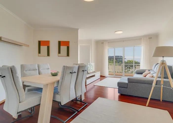 Sao Joao- 3 Bedroom Apartment