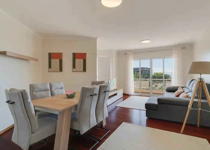 Sao Joao- 3 Bedroom 公寓 *