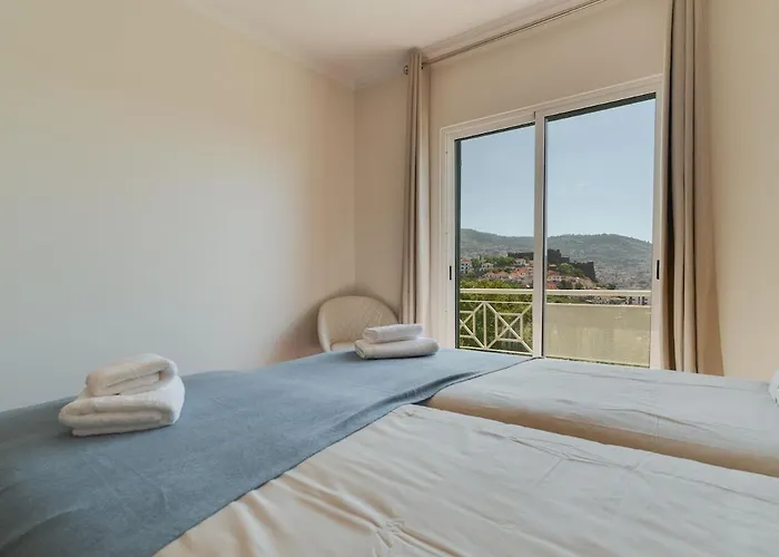 Sao Joao- 3 Bedroom *