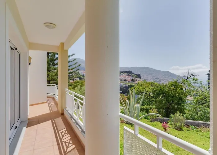 Sao Joao- 3 Bedroom 公寓 *